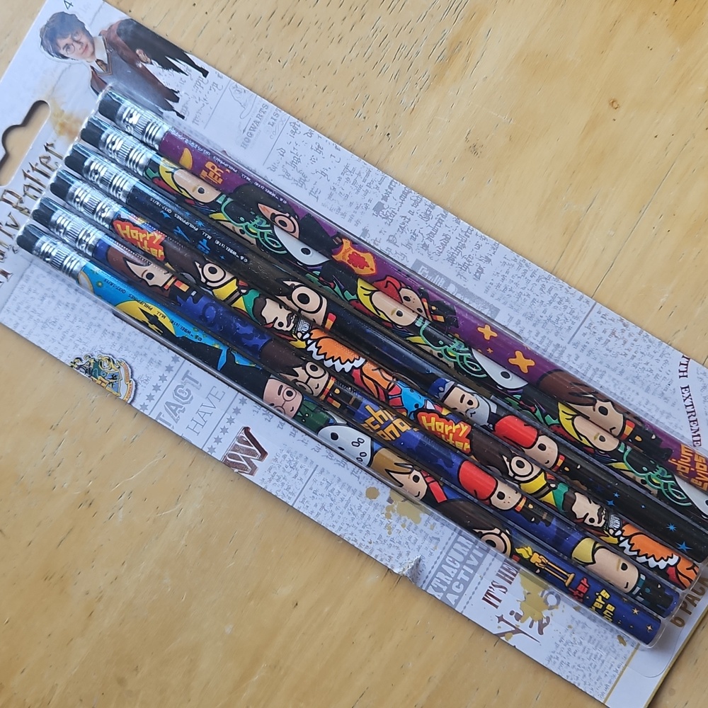 HARRY POTTER PENCILS - Picture 3 of 11